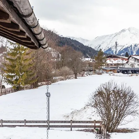 Kracherlemoos Apartament Seefeld w Tirolu